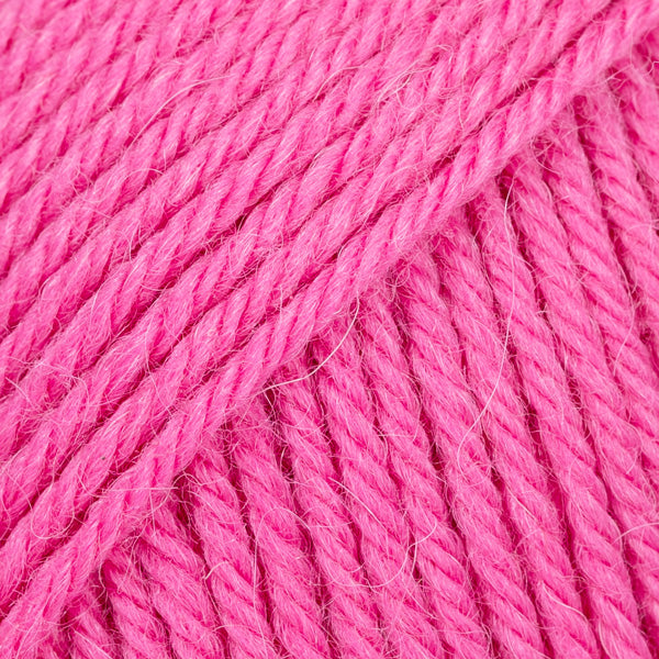 DROPS Lima 9028 Magenta – wool alpaca yarn
